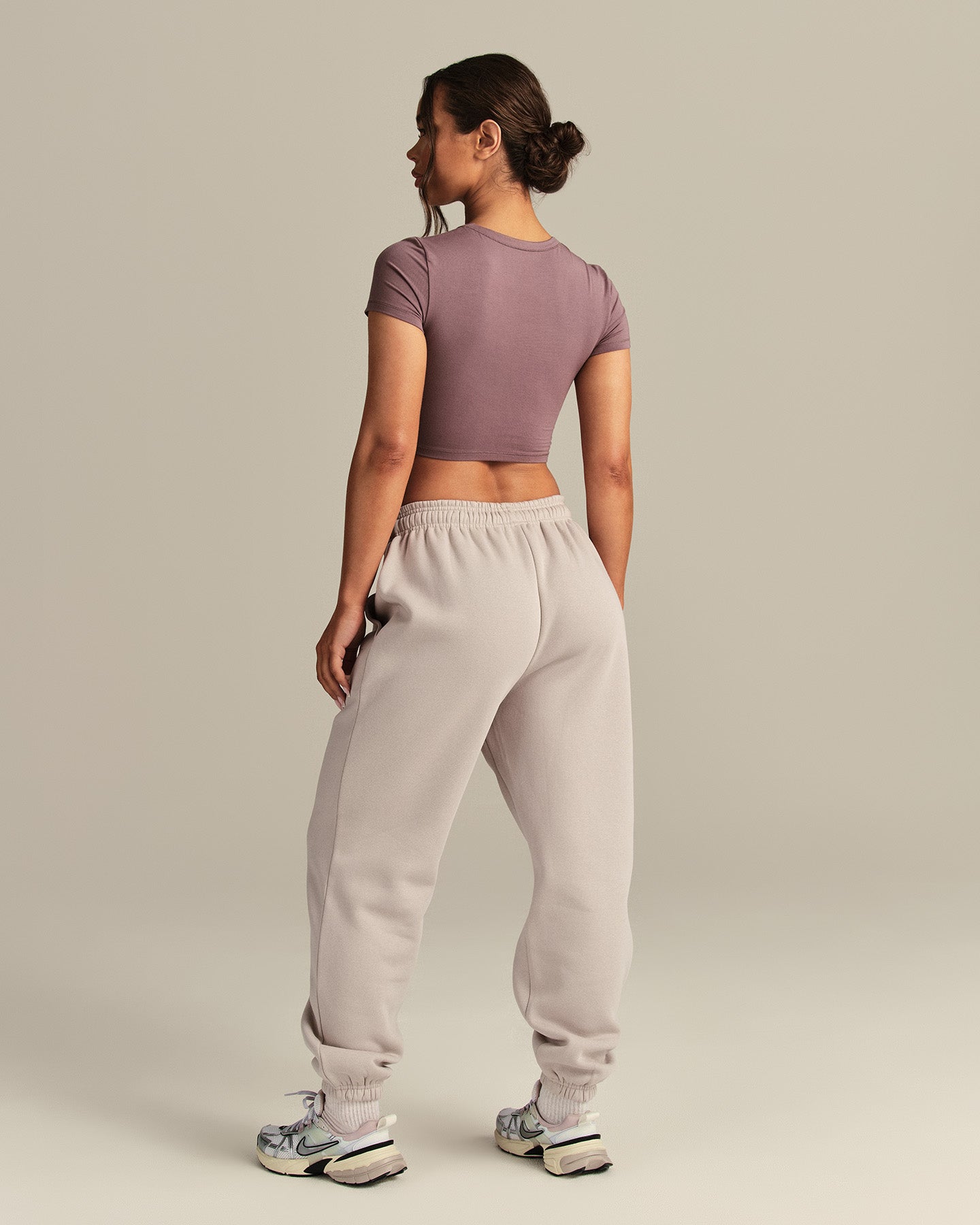 Smooth Contour Cropped Short Sleeve T-Shirt | Deep Mocha