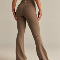 Essential Flared Leggings | Caribou