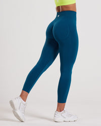 Define Scrunch Seamless 7/8 Leggings | Teal