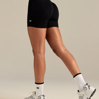 Emphasize 5" Shorts | Black