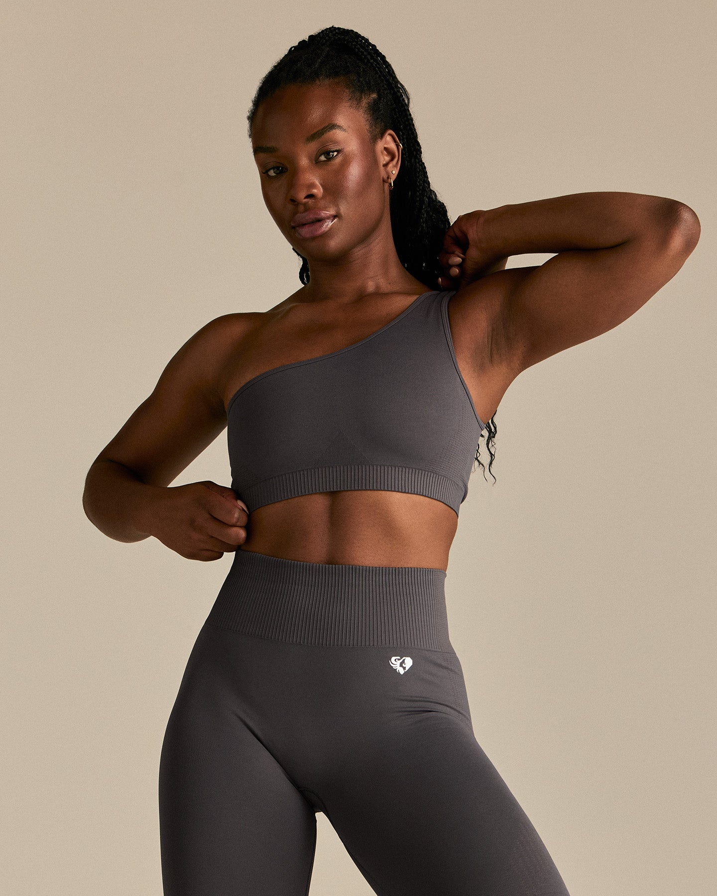 Power Seamless One Shoulder Bra | Graphite