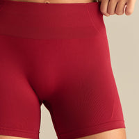 Define 2.0 Seamless Scrunch 4" Shorts | True Red