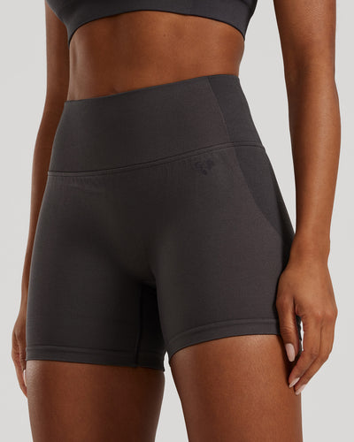 Motion Seamless Shorts | Graphite