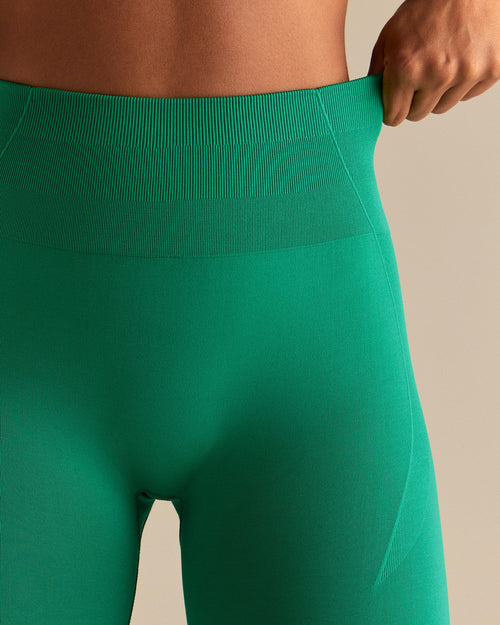 Define 2.0 Seamless Scrunch Leggings | Amazonia Green