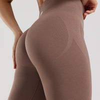 Define 2.0 Seamless Scrunch Leggings | Mocha