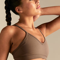 Emphasize V-Neck Bra | Milk Chocolate