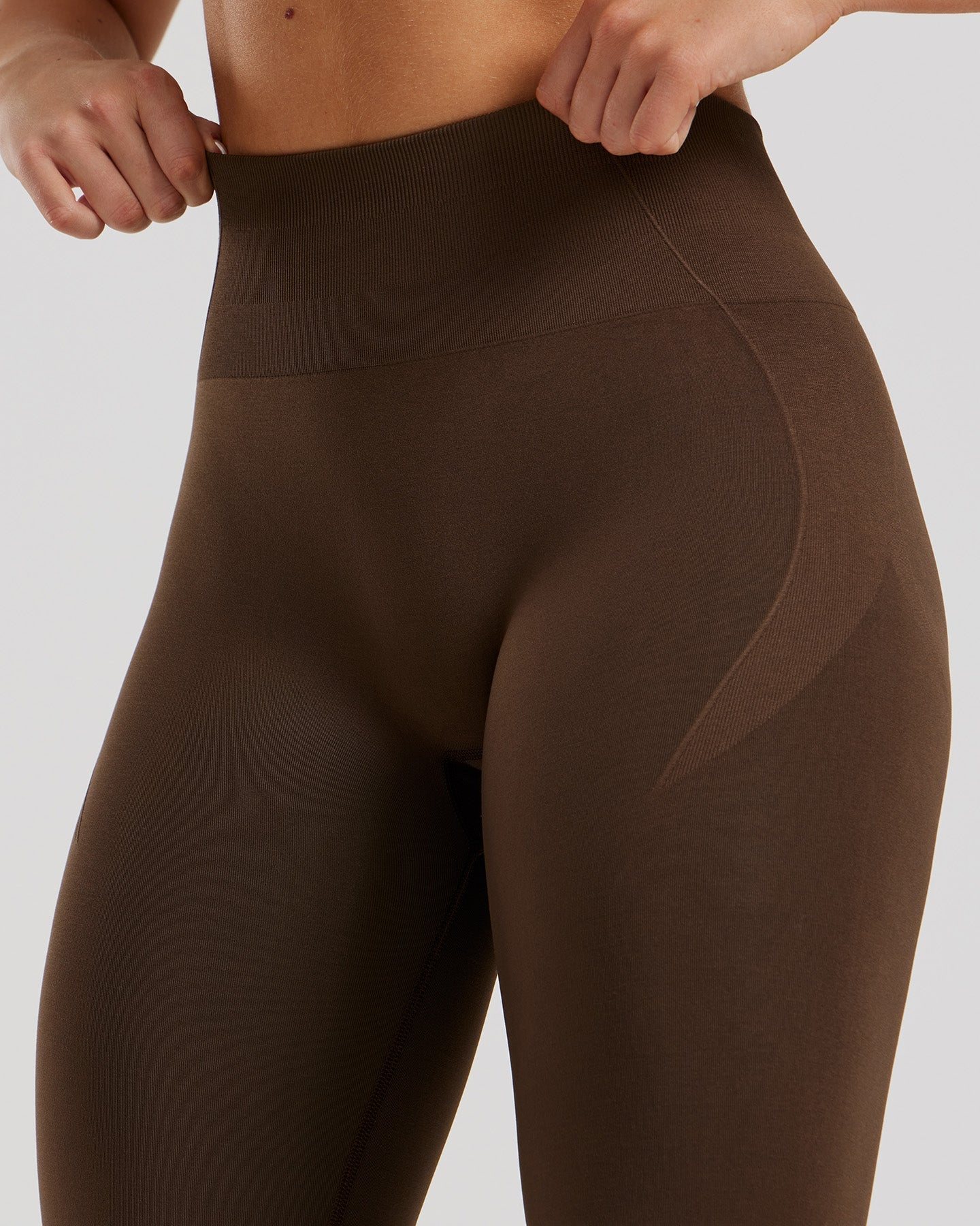 Define 2.0 Seamless Scrunch Leggings | Cocoa