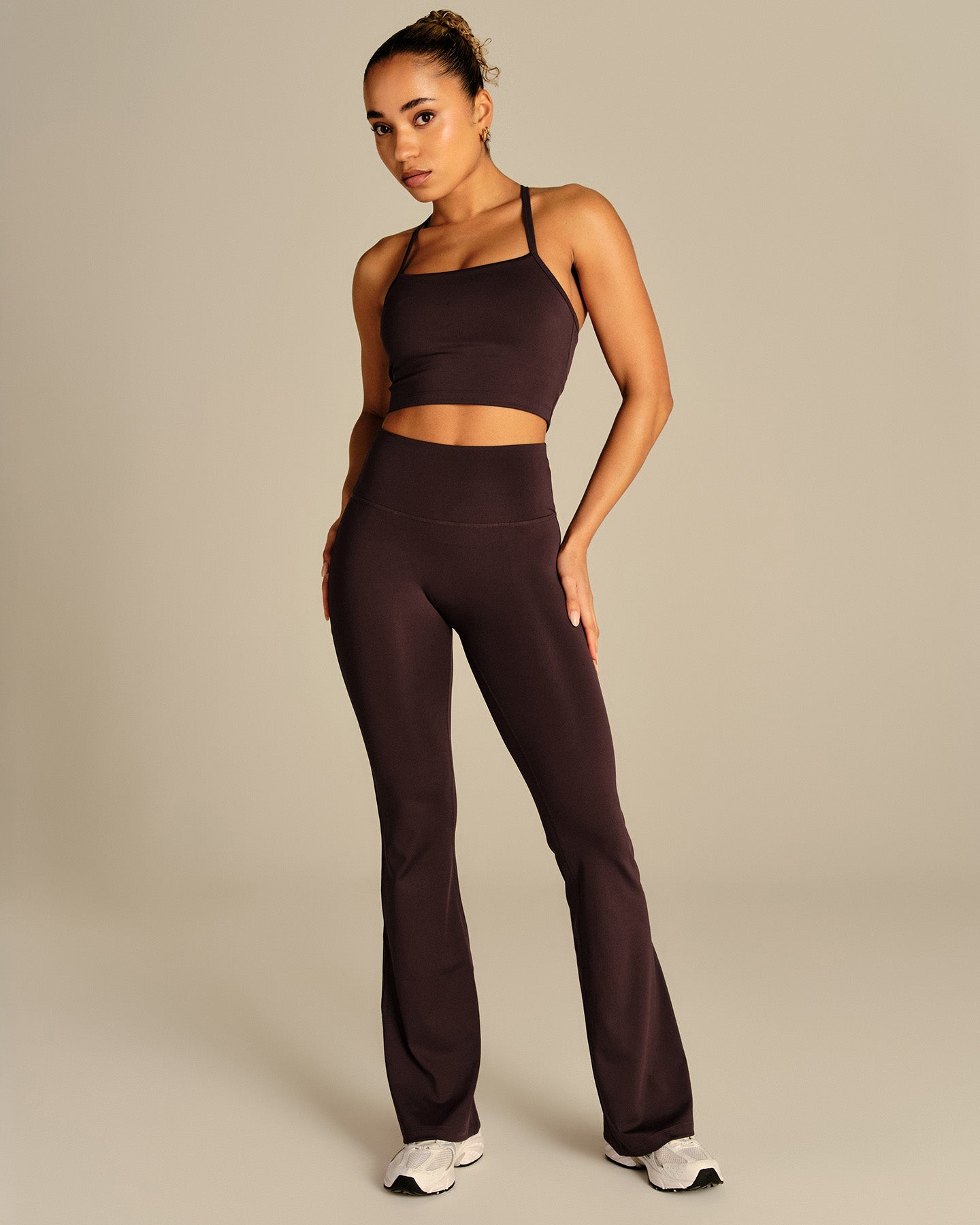 Essential Built-In Bra Crop Tank Top | Cafe Noir