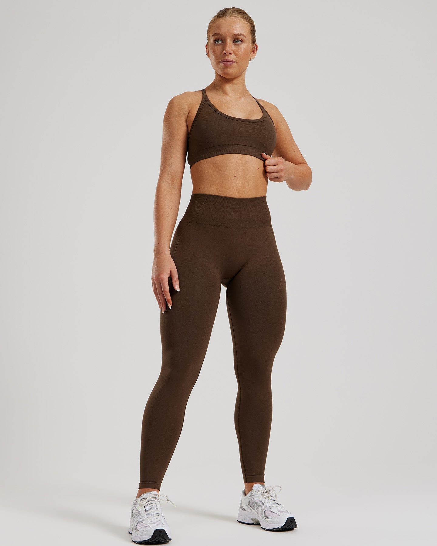 Define 2.0 Seamless Backless Bra | Cocoa