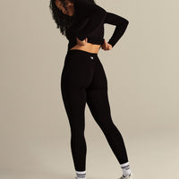 Smooth Contour Midi Crew Neck Long Sleeve T-Shirt | Black