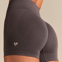 Define 2.0 Seamless Scrunch 4" Shorts | Slate Grey