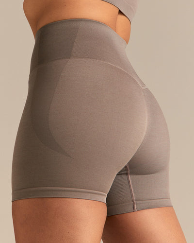 Motion Seamless Shorts | Taupe Grey