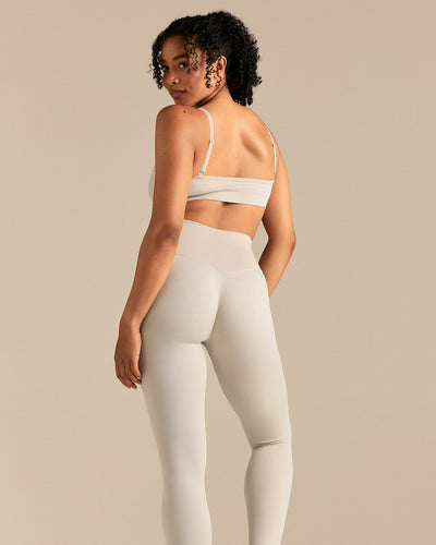 Motion Seamless Straight Neck Bra | Stone