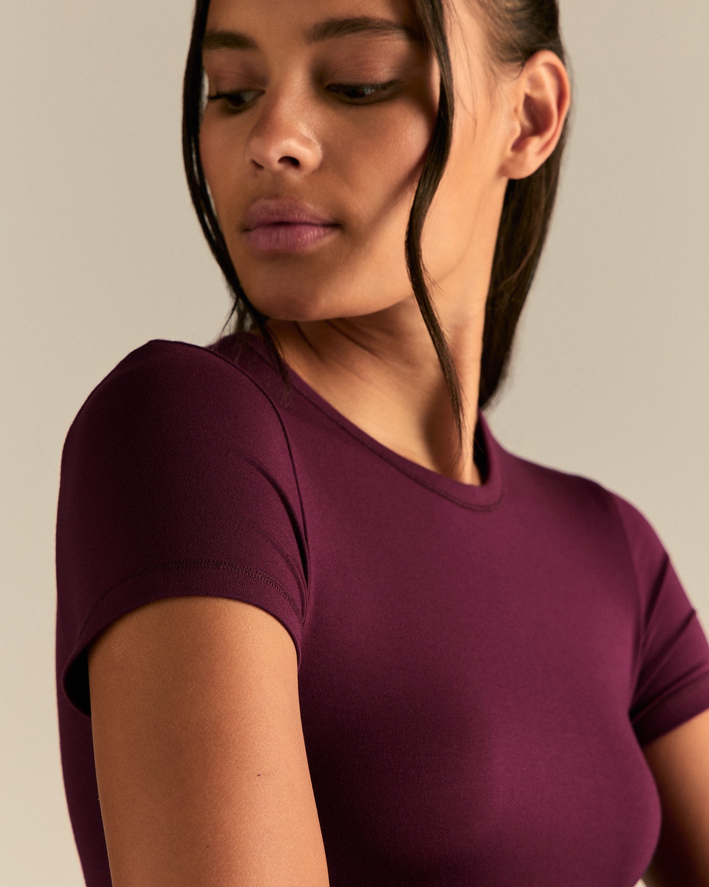 Smooth Contour Midi Short Sleeve T-Shirt | Merlot