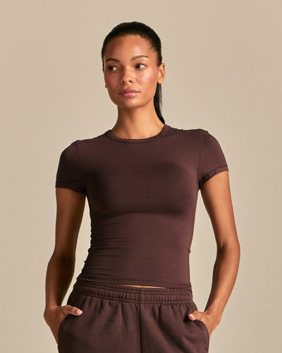 Smooth Contour Midi Short Sleeve T-Shirt | Cocoa Powder (1/6)