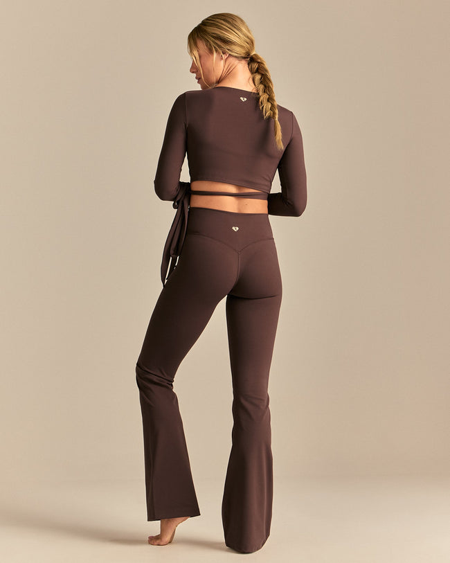 FormFlex Long Sleeve Wrap Top | Cocoa Powder (2/6)