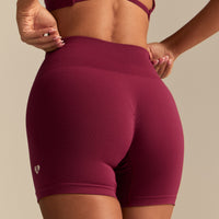 Define 2.0 High Waist Scrunch Shorts 4" | Deep Berry (3/6)