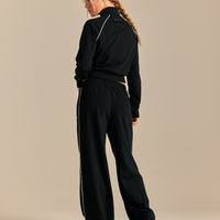 Comfort Lightweight Zip Through Jacket | Black (3/6)